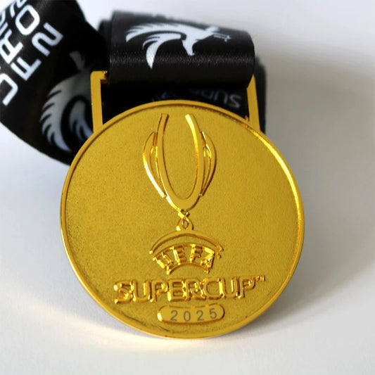 Detailed 2025 Super Cup winner’s medal with its distinctive football championship design